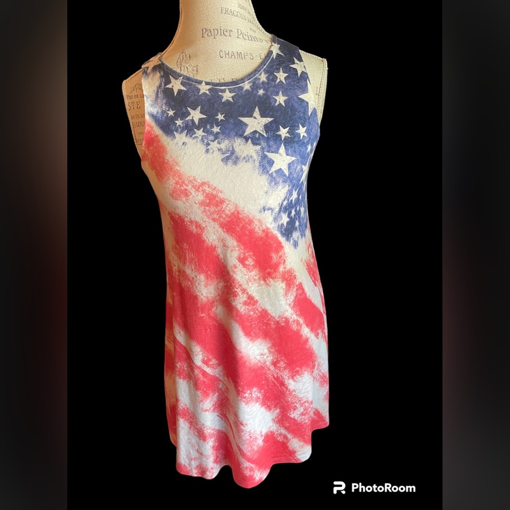 Stars and Stripes patriotic tunic in size small.